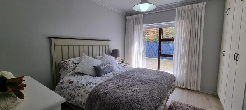 5 Bedroom Property for Sale in Reebok Western Cape